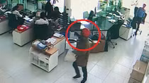 Khởi tố, tạm giam hai đối tượng cướp tiền tỷ ở Khánh Hòa