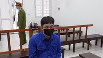 Chiếm đoạt tiền tỷ từ lừa bán khẩu trang phòng chống dịch