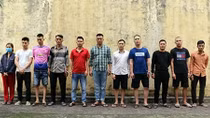 Bắt 11 con bạc, thu giữ gần 1 tỉ đồng
