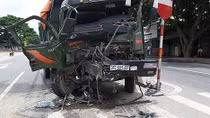 Hàng chục hành khách xe giường nằm thoát hiểm trong vụ tai nạn liên hoàn