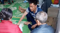 Bác sĩ rởm vẽ bệnh moi tiền của bệnh nhân