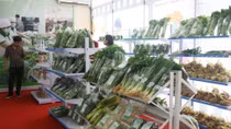 Phiên chợ nông sản, thực phẩm an toàn thường nhật tại Hà Nội