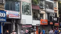 Cảnh sát dùng lưới vây bắt nghi phạm giết người trốn ở phố Núi Trúc