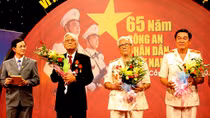 Chuyện “thu phục nhân tâm” của một vị tướng