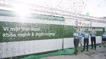 2000 người chứng kiến màn ra mắt Phòng khám container miễn phí