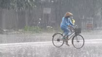 Hà Nội mưa dai dẳng cả tuần