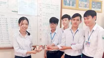 Tuyên dương những học sinh trả lại của rơi