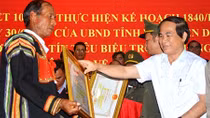 Già làng 3 lần được Chủ tịch tỉnh tặng Bằng khen