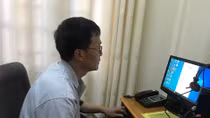 “Thủ lĩnh” người mù trên xứ sương mờ