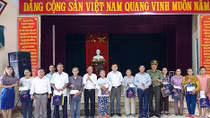 Báo CAND cùng nhà tài trợ hoạt động tri ân trên đất Quảng anh hùng