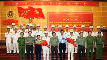Cán bộ, chiến sỹ Công an phải có tác phong gương mẫu để dân tin