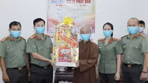 Công an tỉnh Đắk Nông chúc mừng Đại lễ Phật Đản