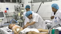 Bệnh viện Việt Đức cấp cứu thành công nhiều bệnh nhân trong vụ tai nạn thảm khốc