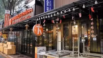 Ngành xuất bản thất thu vì COVID-19
