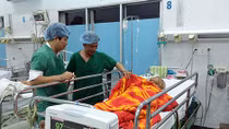 Những cuộc đời "chạy máy"