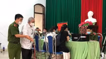 Tuổi trẻ Công an xung kích trong chiến dịch cấp căn cước công dân