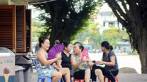 Người Hà Nội vẫn thờ ơ với "lệnh" đeo khẩu trang nơi công cộng