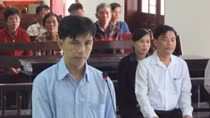 Khi “bác thằng bần” là thủ quỹ phòng giao dịch ngân hàng