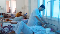 Thăm hỏi, hỗ trợ gia đình nạn nhân trong vụ án mạng thương tâm ở Nam Định