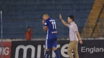 Số phận nhà vô địch V..League xuống hạng