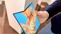 Mate X bị Huawei lùi ngày phát hành