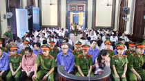 34 cán bộ hải quan tiếp tay doanh nghiệp lừa hoàn thuế bị truy tố