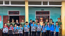Công an Sơn La hướng về bà con vùng lũ miền Trung