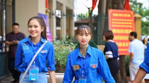 Những “bóng hồng” xinh đẹp tiếp sức thi THPT Quốc gia 2018