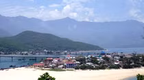 Thận trọng với cơn “sốt giá” đất nền bất thường ở ven biển Lăng Cô