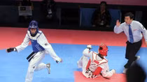 Võ sĩ Philipines cay đắng vì bị trọng tài cướp HCV taekwondo 
