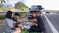 "Điếc không sợ súng" hay thói quen coi thường pháp luật ?