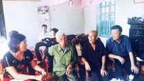 Những chuyến đi cùng cụ ông U90 mang 2 bản án tử hình oan