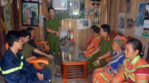 Đấu tranh với tổ chức bất hợp pháp Dương Văn Mình trong vùng đồng bào Mông