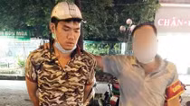Con nghiện mua ma túy lẻ về chơi, gặp ngay Cảnh sát 141