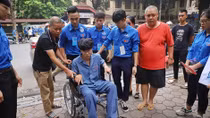 Nam sinh nén đau sau mổ ruột thừa để đi dự thi