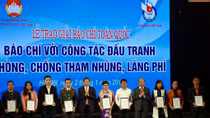Trao giải “Báo chí với công tác đấu tranh phòng, chống tham nhũng, lãng phí”