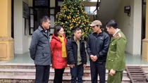 Giúp người đi lạc trong tiết trời giá lạnh trở về nhà