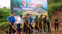 Xây dựng Nhà tình nghĩa cho 2 cán bộ Công an huyện Kỳ Sơn