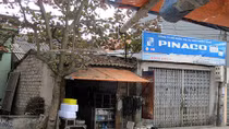 Đổ xô đi mua "nước thiêng" ở ngã ba sông