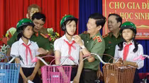 Học viện CSND trao tặng nhà tình nghĩa