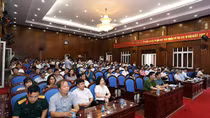 Thứ trưởng Lê Quý Vương tiếp xúc cử tri tỉnh Hưng Yên