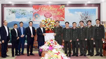 Tòa giám mục Giáo phận Vinh chúc Tết Công an tỉnh Nghệ An