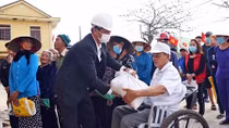 Hỗ trợ hơn 12.416 tấn gạo dự trữ quốc gia cho người dân đón Tết