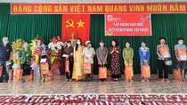 Sao Mai & nghĩa đồng bào cùng “ăn tết với người nghèo”