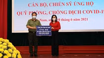 Công an Hà Nam ủng hộ Quỹ phòng, chống dịch COVID-19