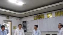 Những người làm nhiệm vụ ngoài phòng thi: Căng thẳng, công phu và trách nhiệm