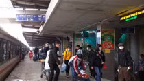 Ngành vận tải "khốn đốn" vì virus Corona