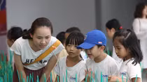 Triển lãm “Hành tinh nhựa” truyền đi thông điệp sử dụng đồ nhựa có ý thức
