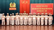 Công an tỉnh Phú Thọ tôn vinh các điển hình tiên tiến