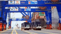 Vốn FDI vào Việt Nam giảm 23,6%